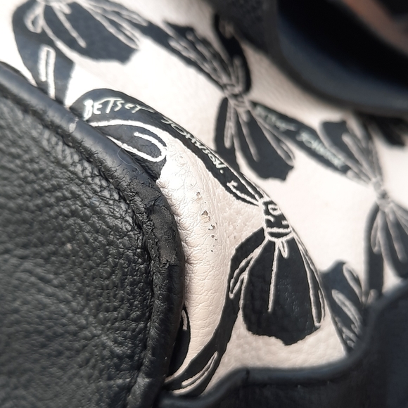 Betsey Johnson purse - Picture 7 of 14